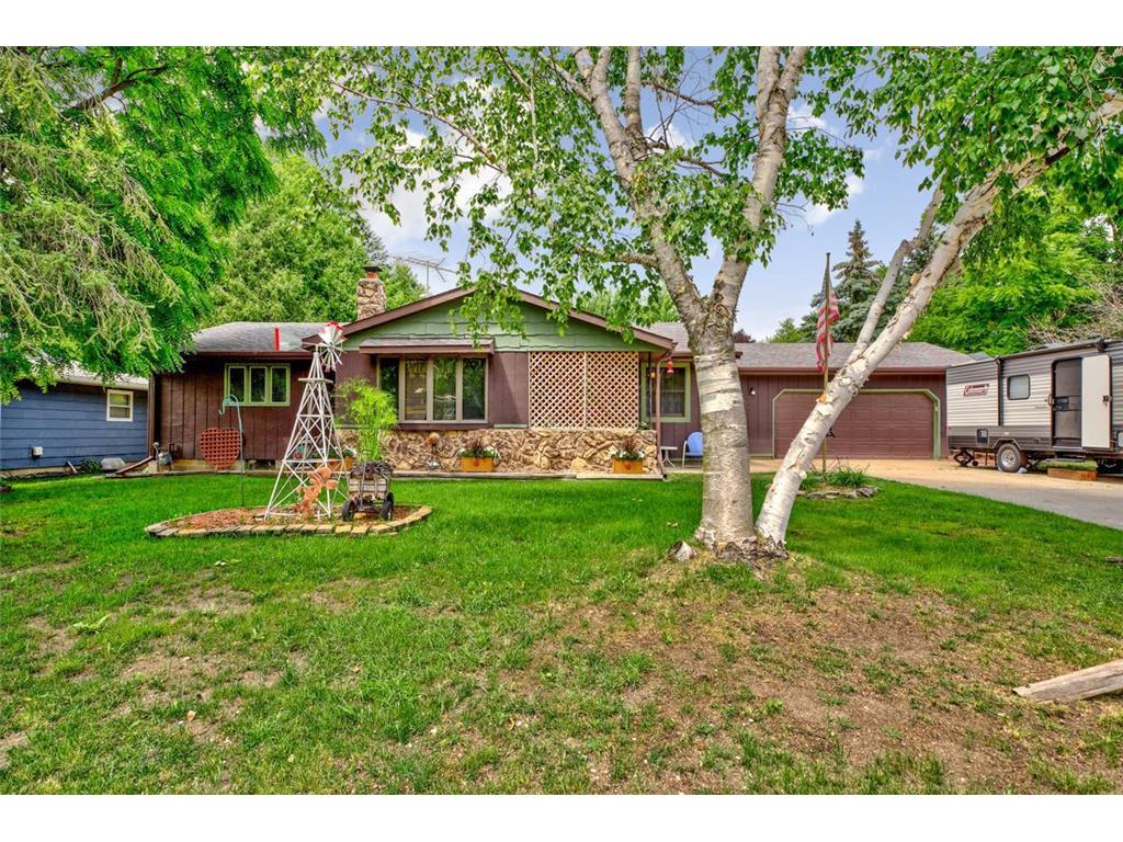 410 W Sharon Street Le Center MN 56057 6398626 image1