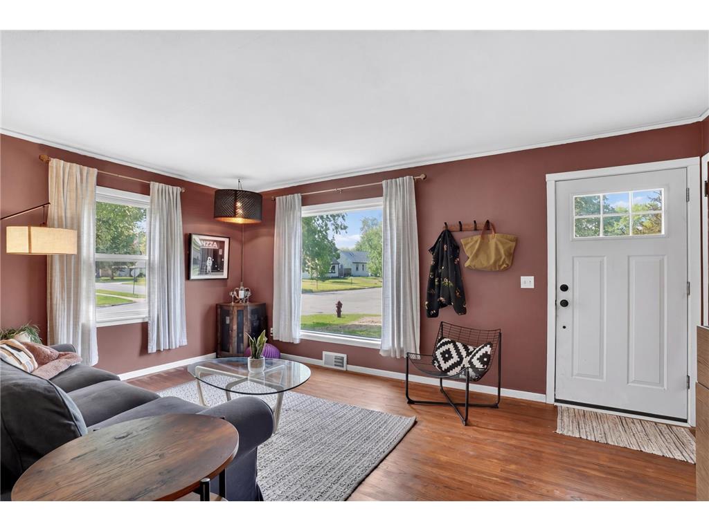 4100 43rd Avenue N Robbinsdale MN 55422 7035159 image4