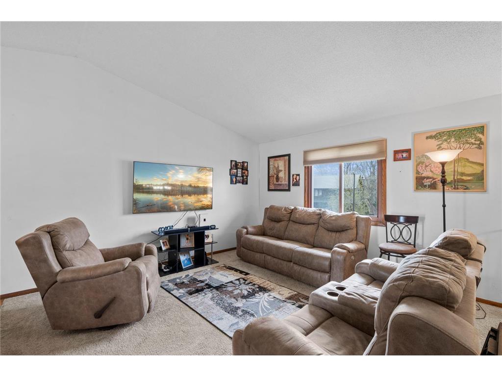 4100 Jordan Avenue N New Hope MN 55427 7029032 image4