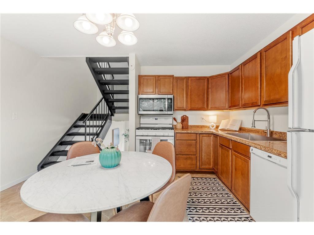 4100 Meadowlark Lane Eagan MN 55122 6733810 image11