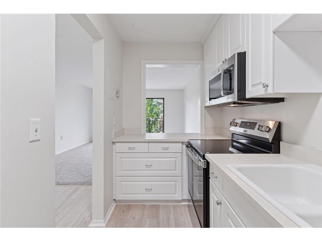 4100 Parklawn Avenue #118 Edina MN 55435 6744710 image1