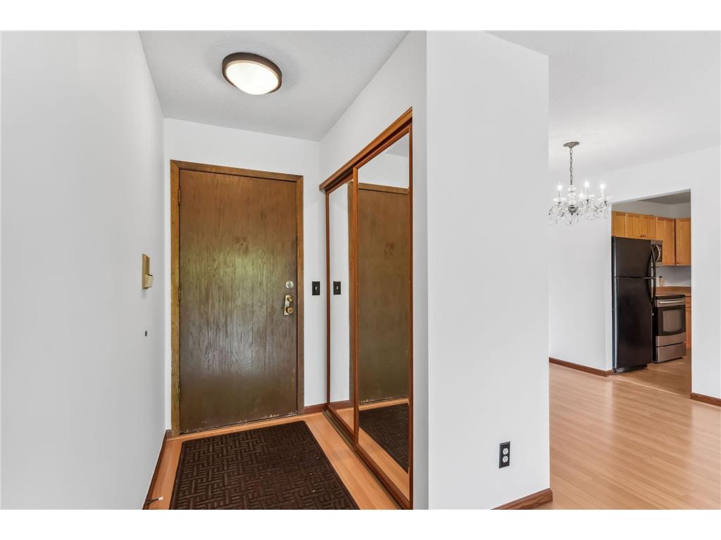 4100 Parklawn Avenue #201 Edina MN 55435 6808728 image10