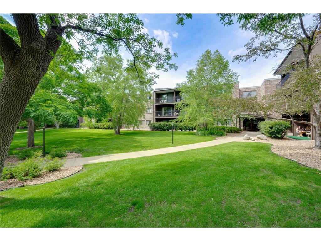 4100 Parklawn Avenue #201 Edina MN 55435 6808728 image4