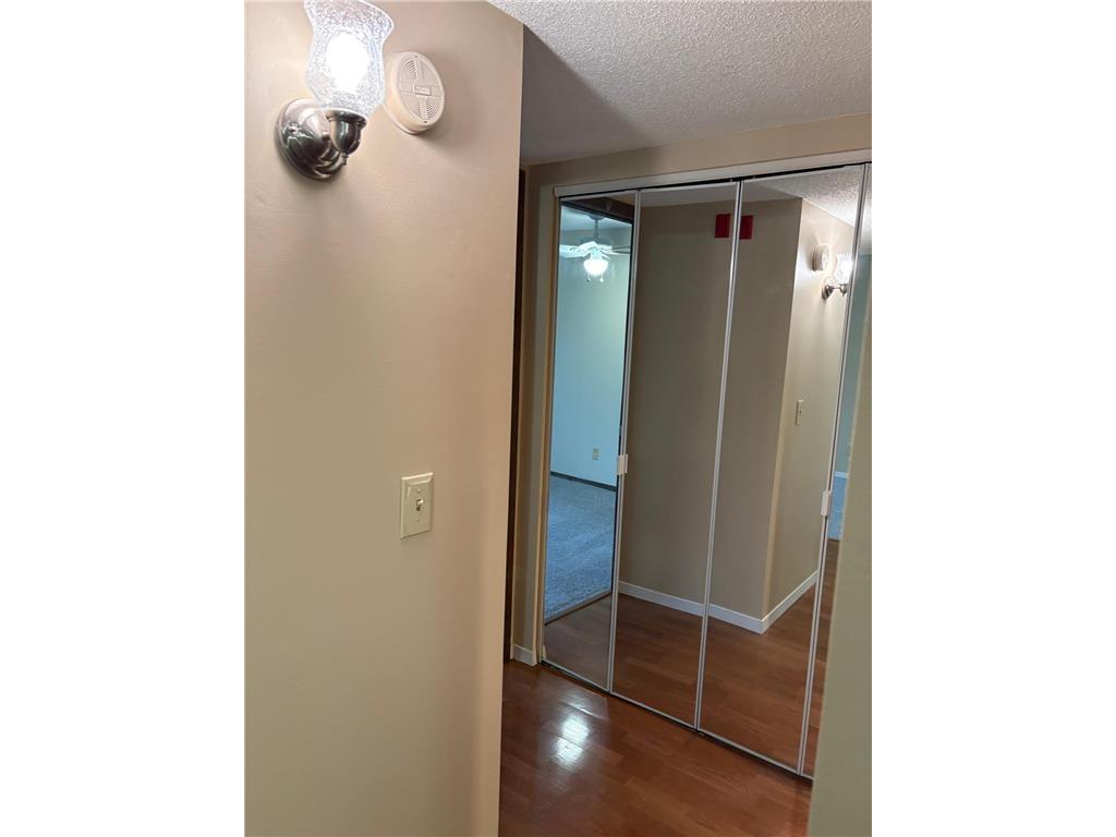 4100 Parklawn Avenue #216 Edina MN 55435 6789668 image11