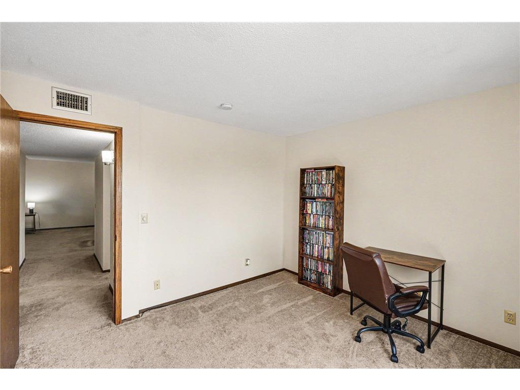 4100 Parklawn Avenue #302 Edina MN 55435 7069355 image16