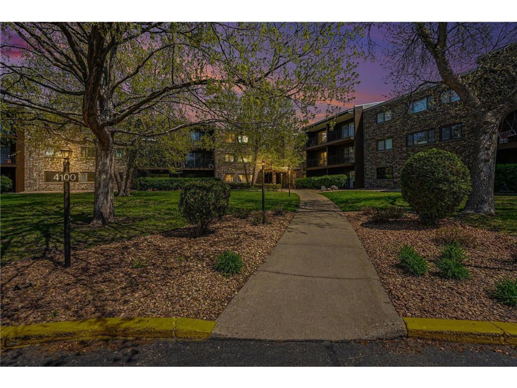 4100 Parklawn Avenue #302 Edina MN 55435 7069355 image2