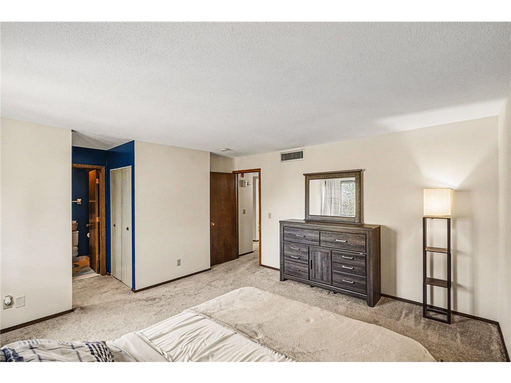 4100 Parklawn Avenue #302 Edina MN 55435 7069355 image20
