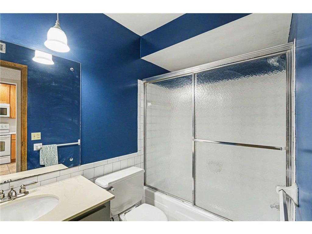 4100 Parklawn Avenue #302 Edina MN 55435 7069355 image23