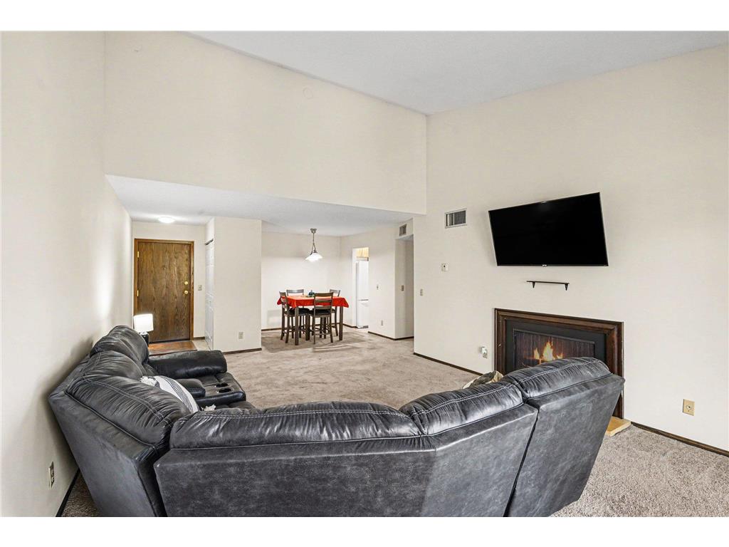 4100 Parklawn Avenue #302 Edina MN 55435 7069355 image6