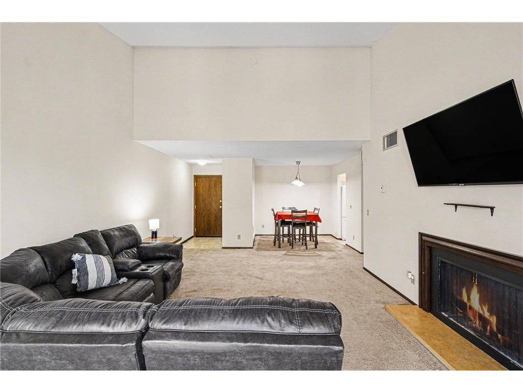 4100 Parklawn Avenue #302 Edina MN 55435 7069355 image7