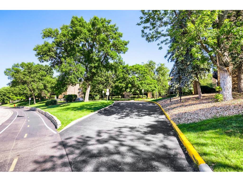 4100 Parklawn Avenue #316 Edina MN 55435 7098250 image24