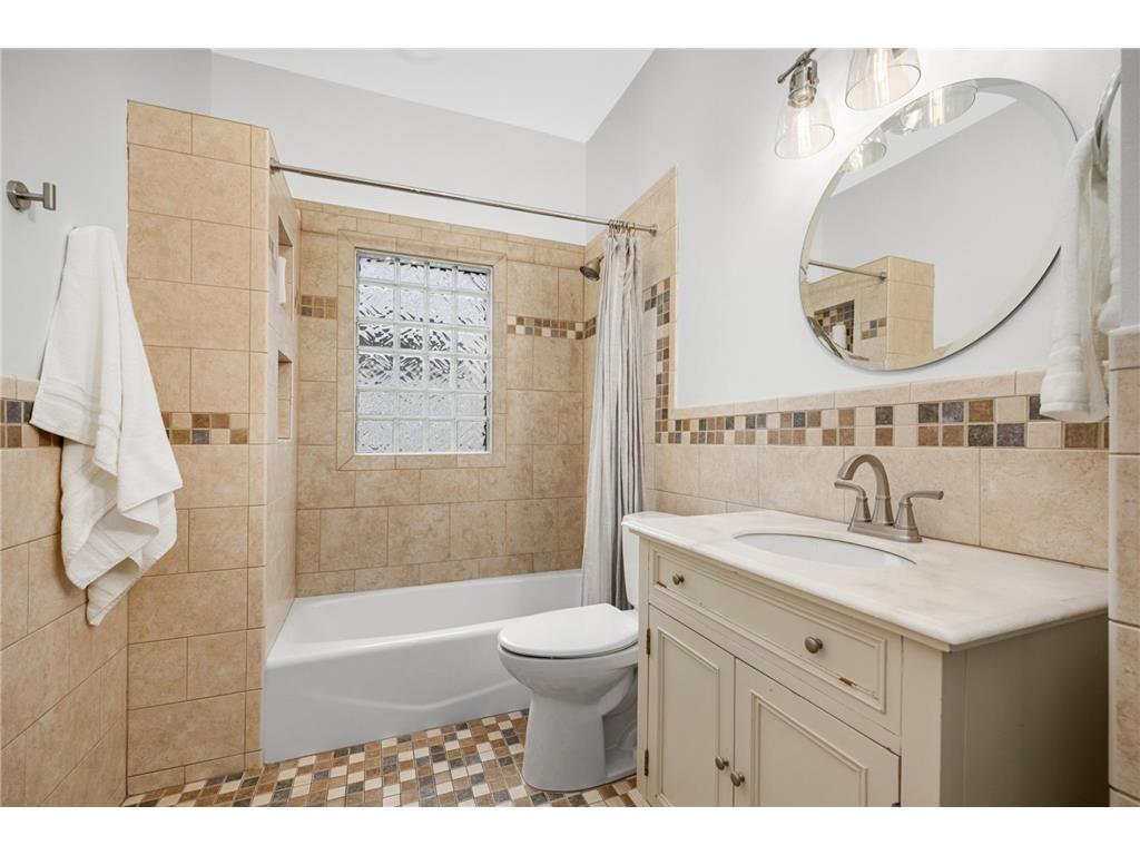 4100 Vera Cruz Avenue N Robbinsdale MN 55422 7056072 image18