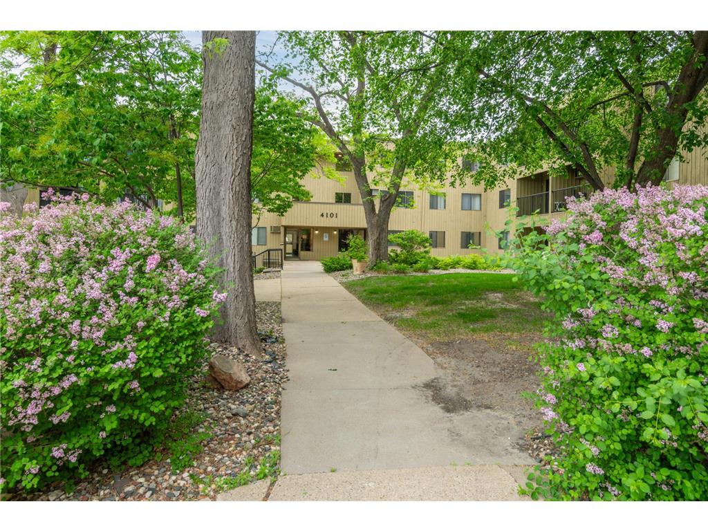 4101 Parklawn Avenue #101 Edina MN 55435 6721934 image1