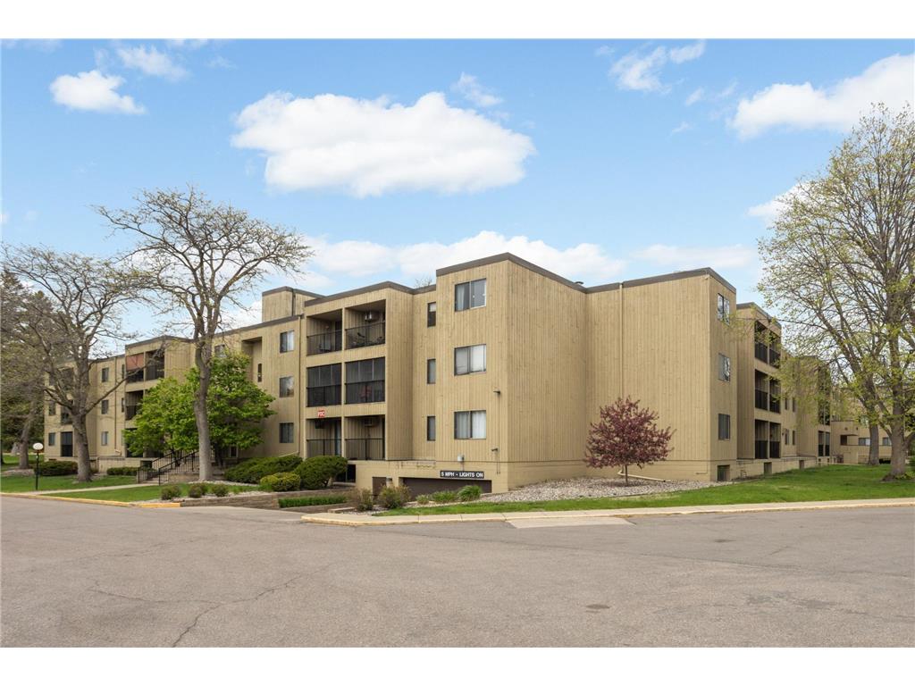 4101 Parklawn Avenue #103 Edina MN 55435 7059320 image1