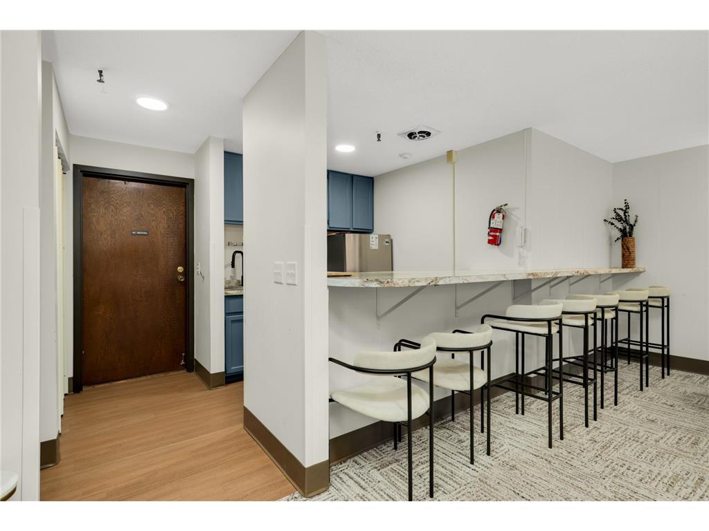 4101 Parklawn Avenue #103 Edina MN 55435 7059320 image25