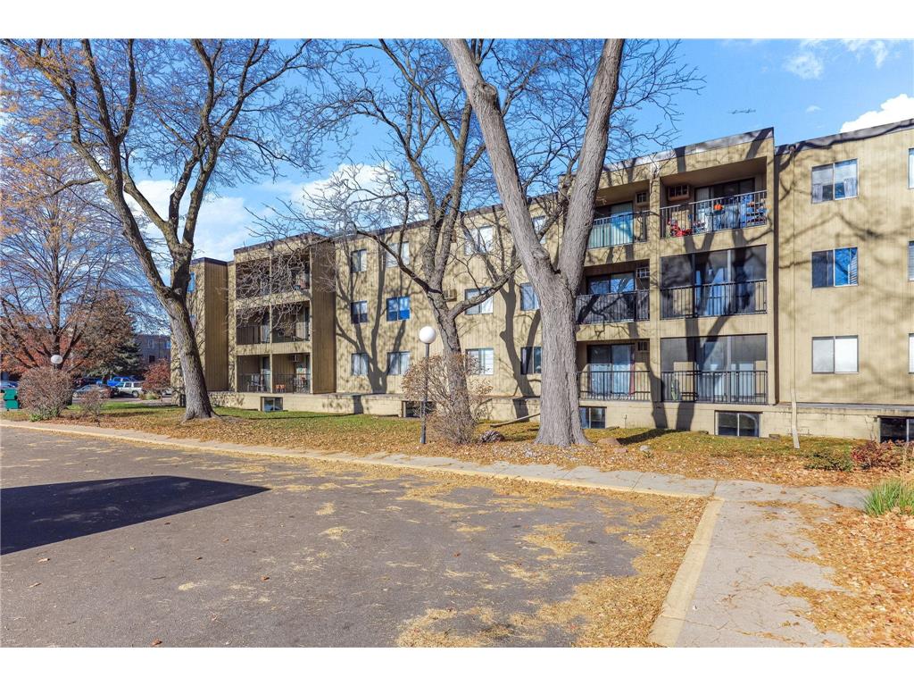 4101 Parklawn Avenue #104 Edina MN 55435 6818867 image18