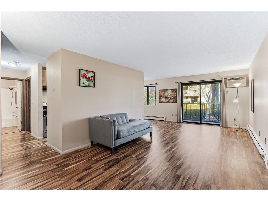 4101 Parklawn Avenue #104 Edina MN 55435 6818867 image2