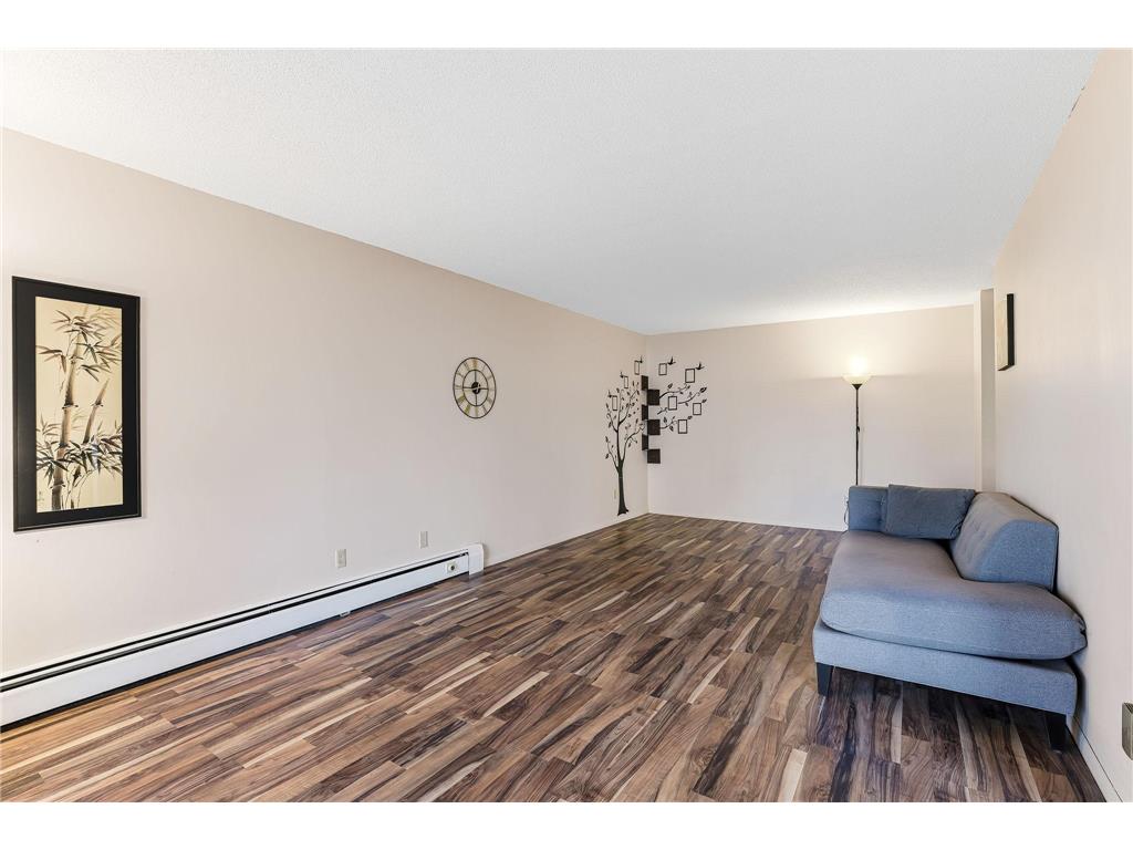 4101 Parklawn Avenue #104 Edina MN 55435 6818867 image3