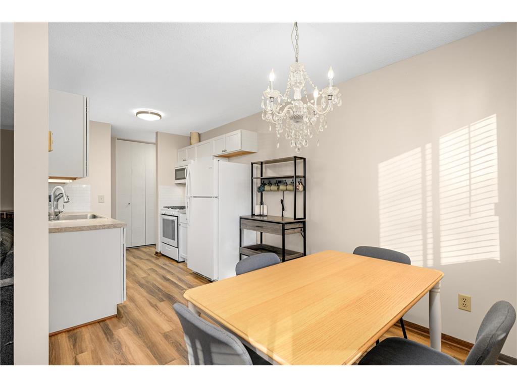 4101 Parklawn Avenue #121 Edina MN 55435 6813093 image12