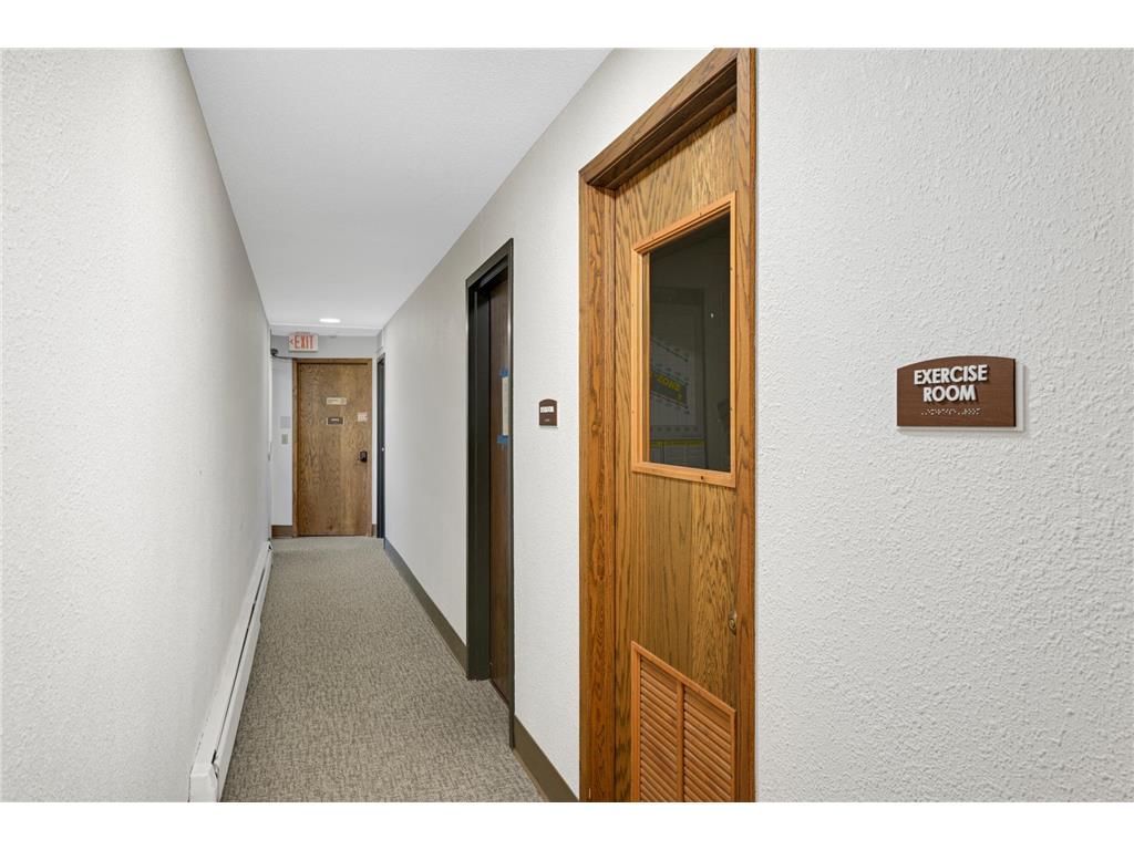 4101 Parklawn Avenue #121 Edina MN 55435 6813093 image25