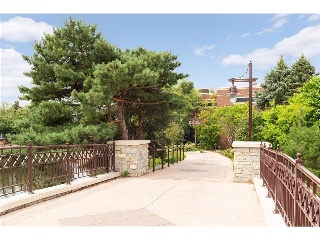 4101 Parklawn Avenue #121 Edina MN 55435 6813093 image27