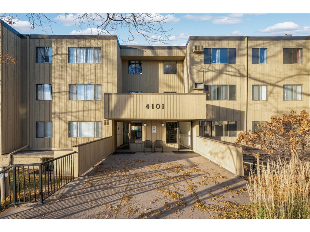 4101 Parklawn Avenue #121 Edina MN 55435 6813093 image3