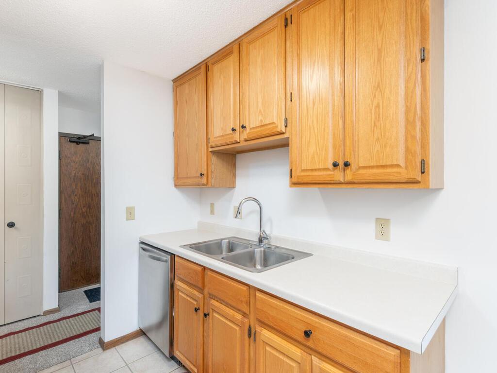 4101 Parklawn Avenue #130 Edina MN 55435 7045953 image11