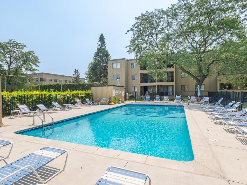 4101 Parklawn Avenue #130 Edina MN 55435 7045953 image27