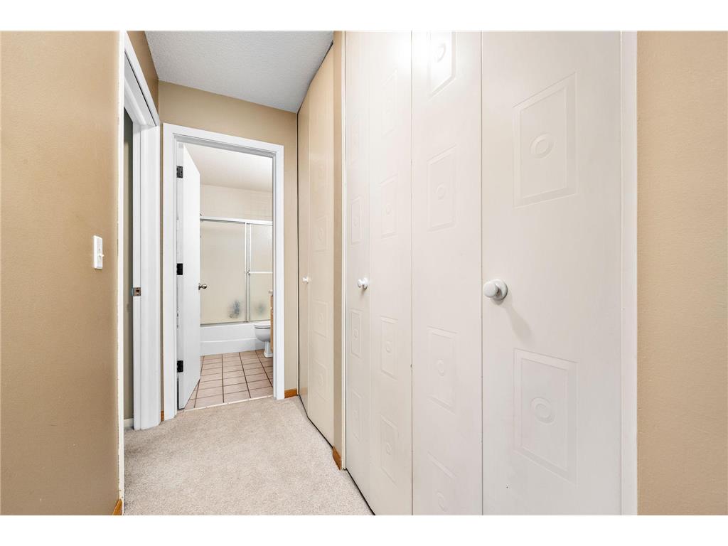 4101 Parklawn Avenue #201 Edina MN 55435 7090263 image11