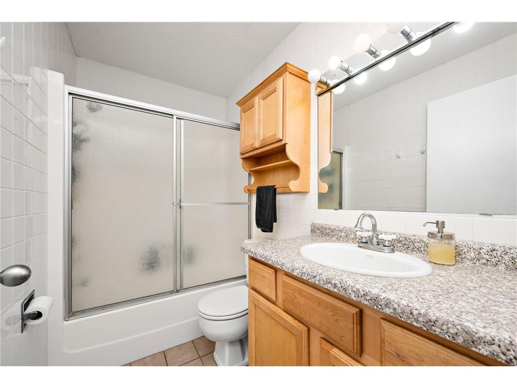 4101 Parklawn Avenue #201 Edina MN 55435 7090263 image12