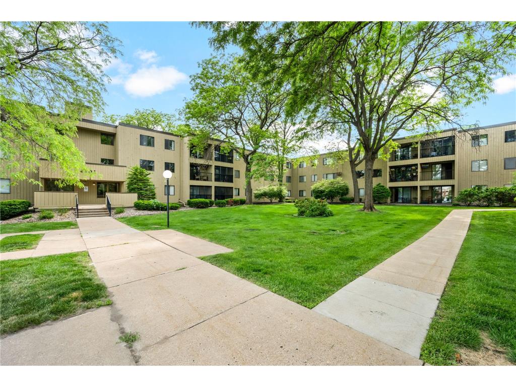 4101 Parklawn Avenue #201 Edina MN 55435 7090263 image2