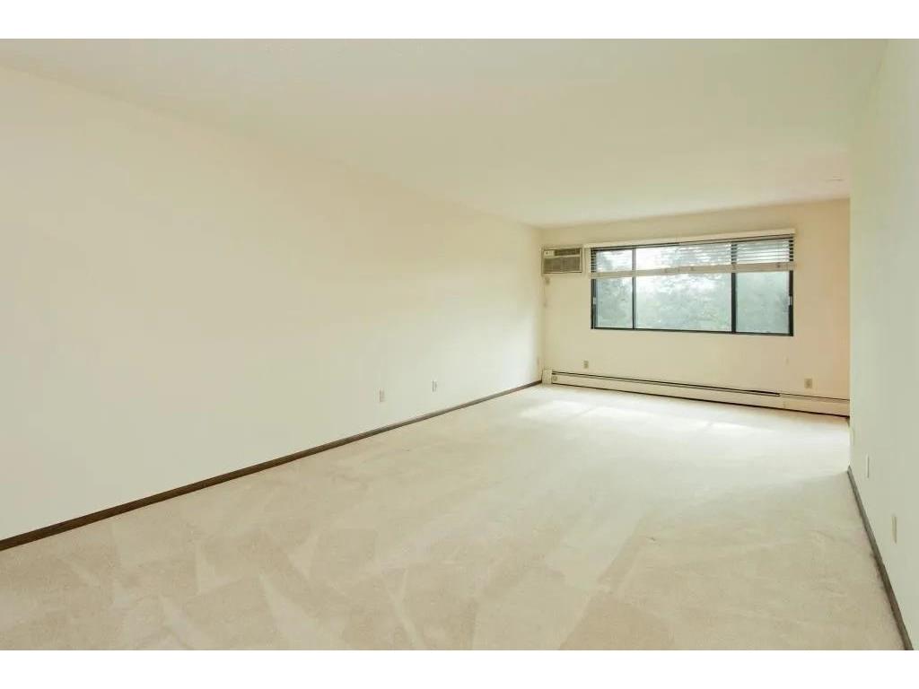 4101 Parklawn Avenue #310 Edina MN 55435 7027450 image6