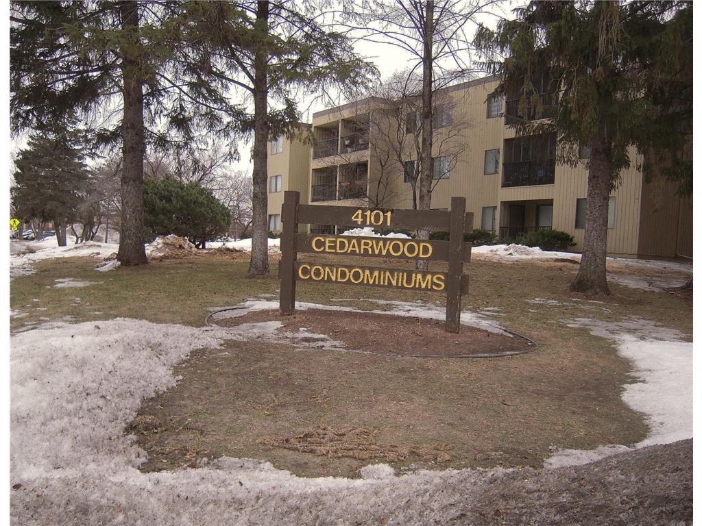 4101 Parklawn Avenue #329 Edina MN 55435 6349045 image1