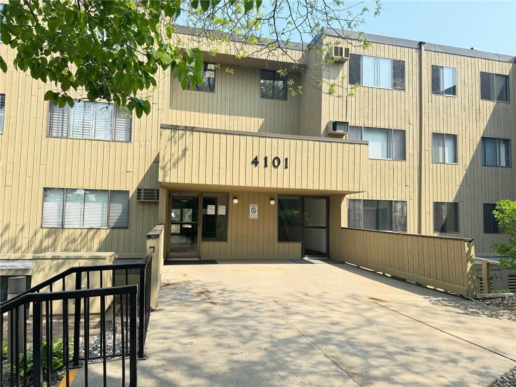 4101 Parklawn Avenue #330 Edina MN 55435 6512920 image1