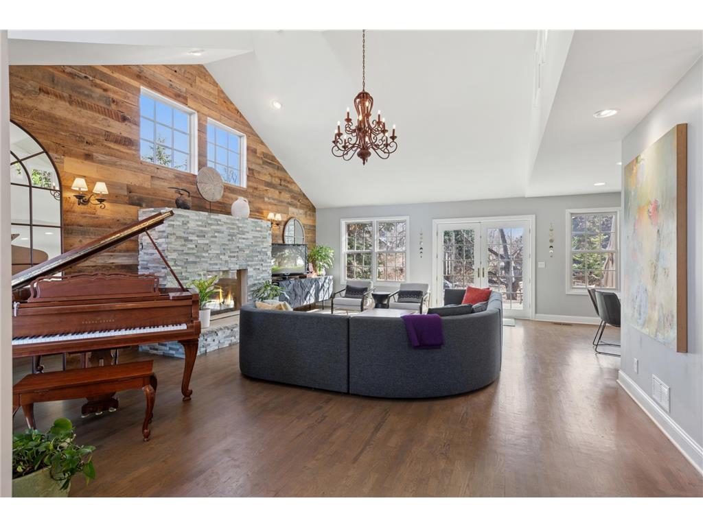 4101 W 62nd Street Edina MN 55424 6687251 image1