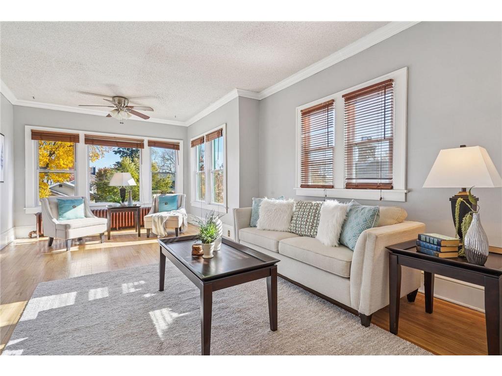 4104 Bryant Avenue S #202 Minneapolis MN 55409 7001946 image1