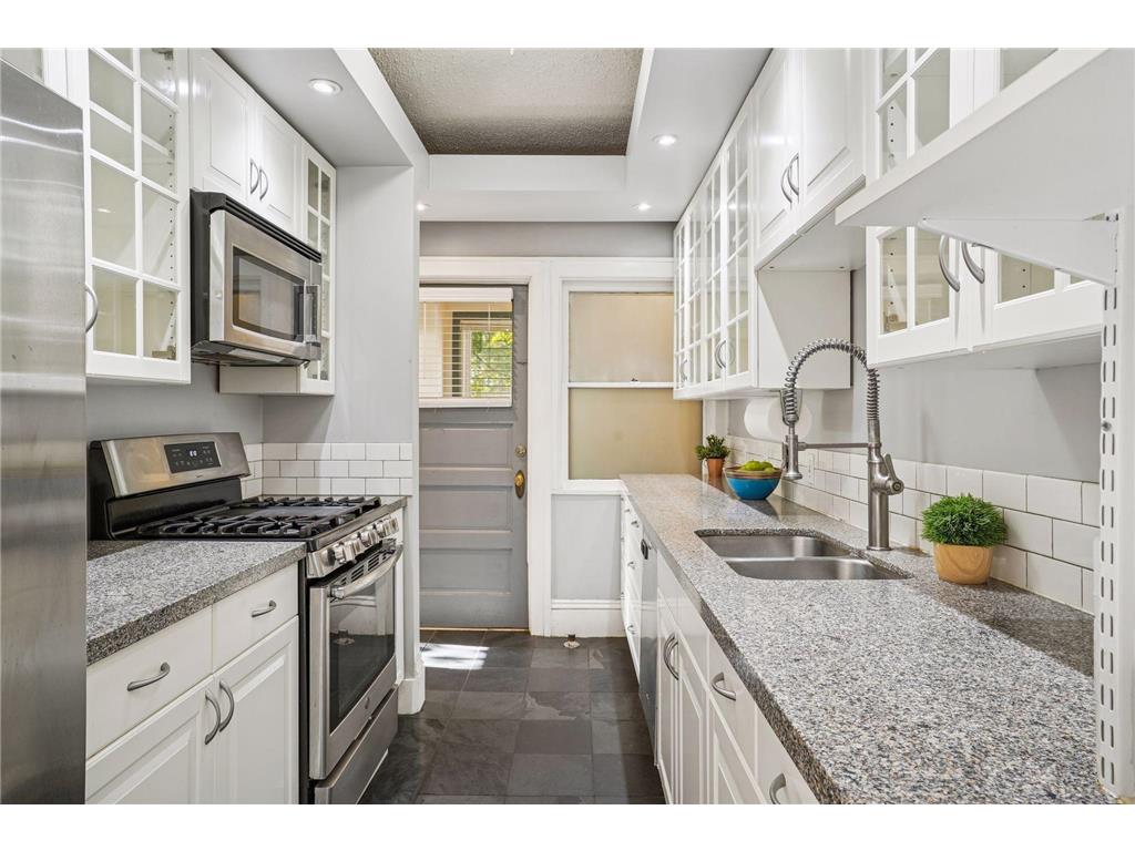 4104 Bryant Avenue S #202 Minneapolis MN 55409 7001946 image15