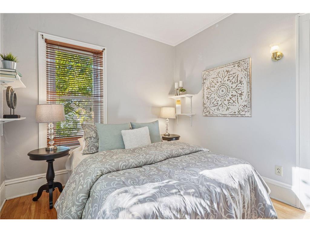 4104 Bryant Avenue S #202 Minneapolis MN 55409 7001946 image19