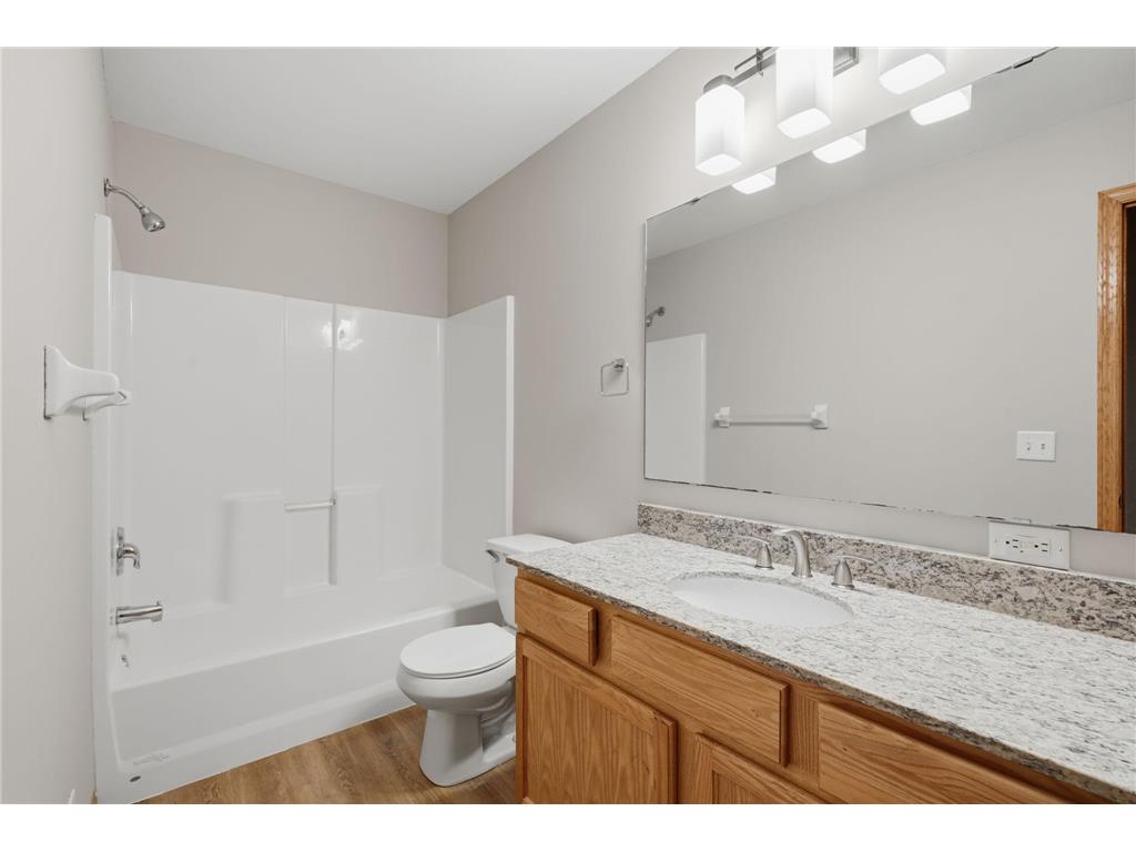 4104 Jarmann Lane Shakopee MN 55379 7095496 image20