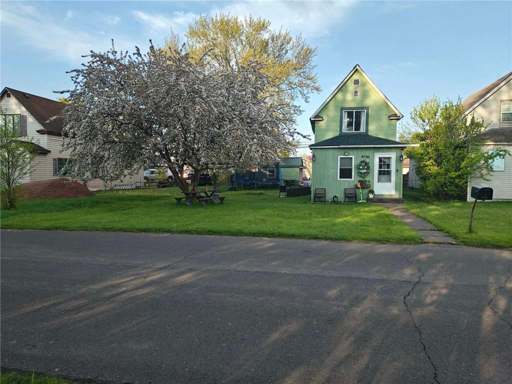 4106 E 1st Street Superior WI 54880 7106152 image1