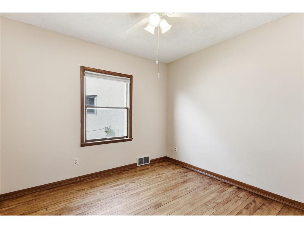 4106 Nokomis Avenue S Minneapolis MN 55406 7066244 image11