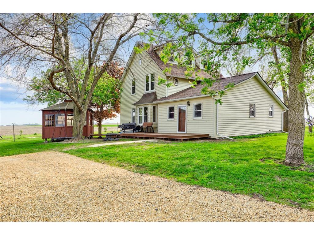 41066 780th Avenue Truman MN 56088 6339922 image1