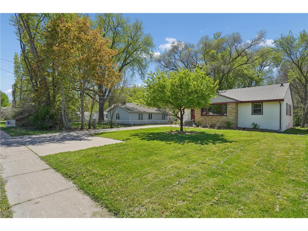 4107 White Bear Avenue White Bear Lake MN 55110 7074480 image3