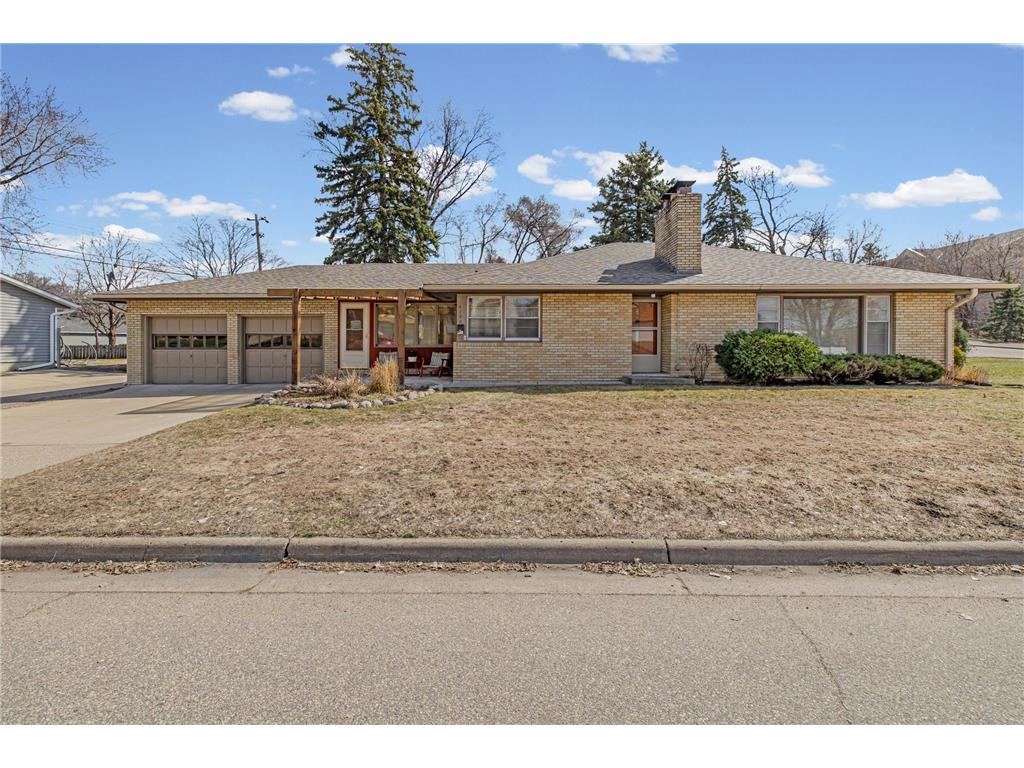 4108 Halifax Avenue N Robbinsdale MN 55422 7037449 image1