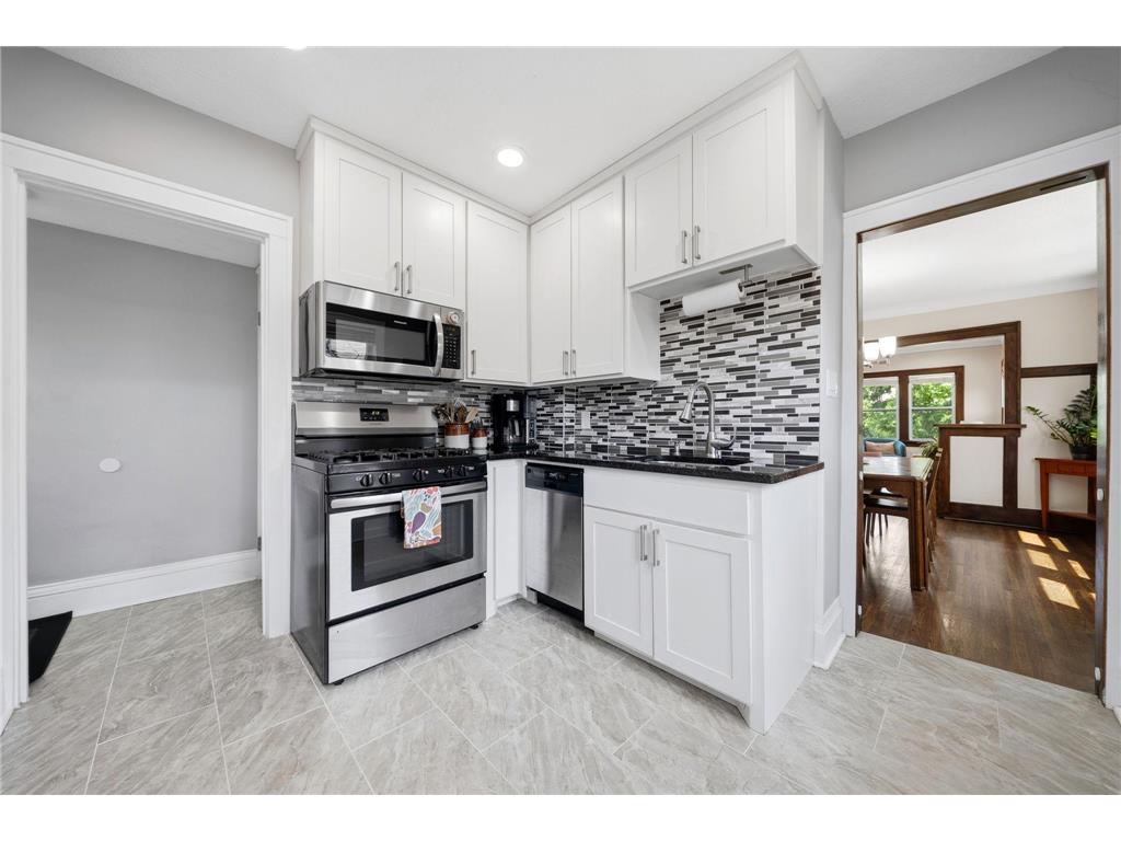 4108 Longfellow Avenue Minneapolis MN 55407 7088768 image14