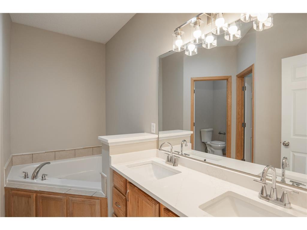 4108 Regent Avenue North Robbinsdale MN 55422 7045797 image11