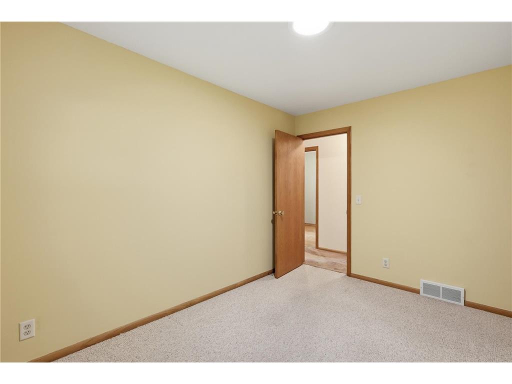 4109 Cleveland Street NE Columbia Heights MN 55421 7041373 image16