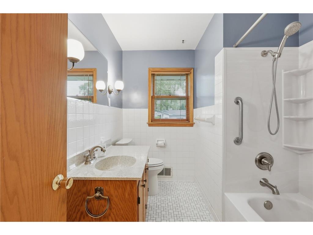 4109 Cleveland Street NE Columbia Heights MN 55421 7041373 image17