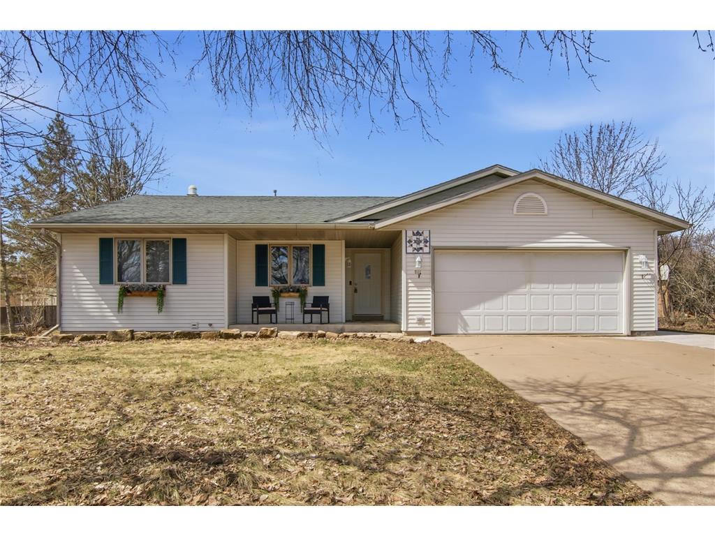 411 21st Street NE Menomonie WI 54751 7047477 image1
