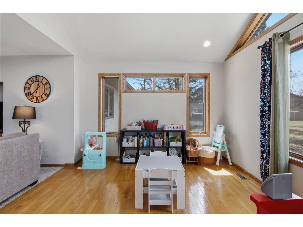 411 21st Street NE Menomonie WI 54751 7047477 image14